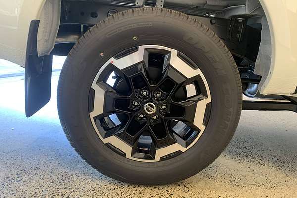 2025 Nissan Navara ST-X D23 4X4