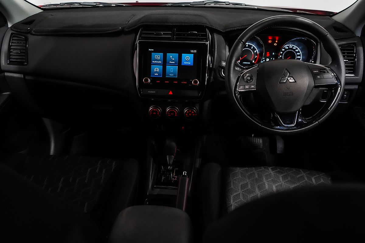 2025 Mitsubishi ASX MR XD