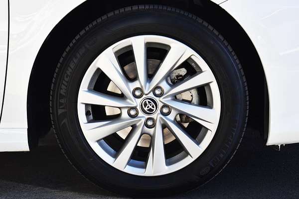 2024 Toyota Camry Ascent AXVH70R