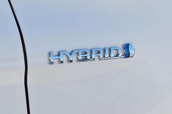 2024 Toyota Camry Ascent AXVH70R