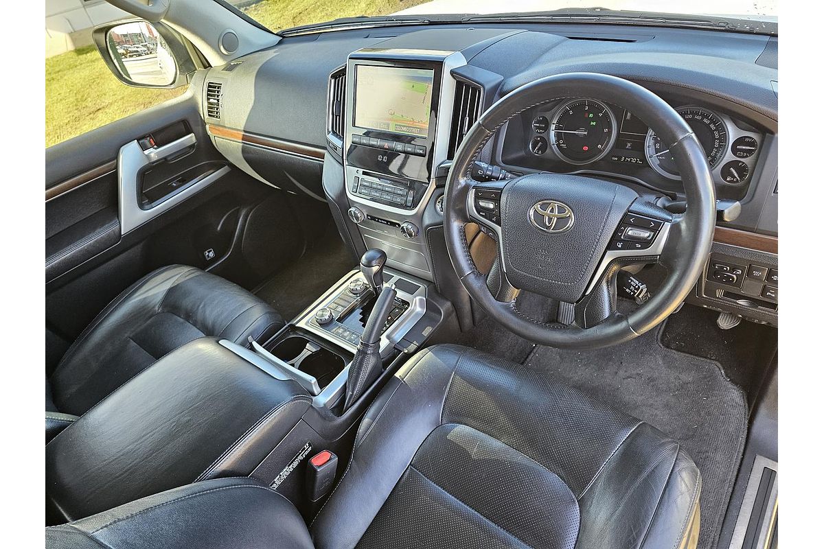 2017 Toyota Landcruiser VX VDJ200R