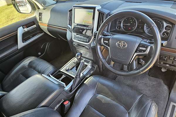 2017 Toyota Landcruiser VX VDJ200R