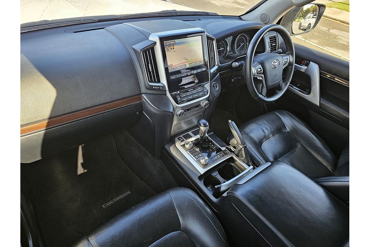 2017 Toyota Landcruiser VX VDJ200R