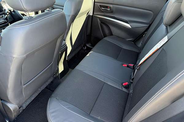 2023 Suzuki S-Cross ALLGRIP Prestige JYB