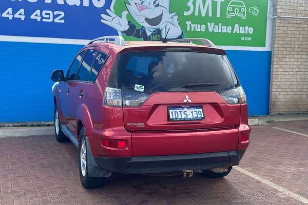 2010 Mitsubishi Outlander LS ZH