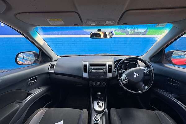 2010 Mitsubishi Outlander LS ZH