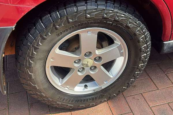 2010 Mitsubishi Outlander LS ZH