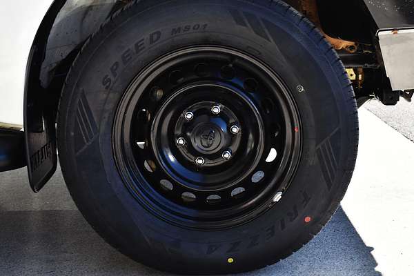 2021 Toyota Hilux SR GUN126R 4X4