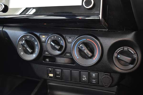 2021 Toyota Hilux SR GUN126R 4X4