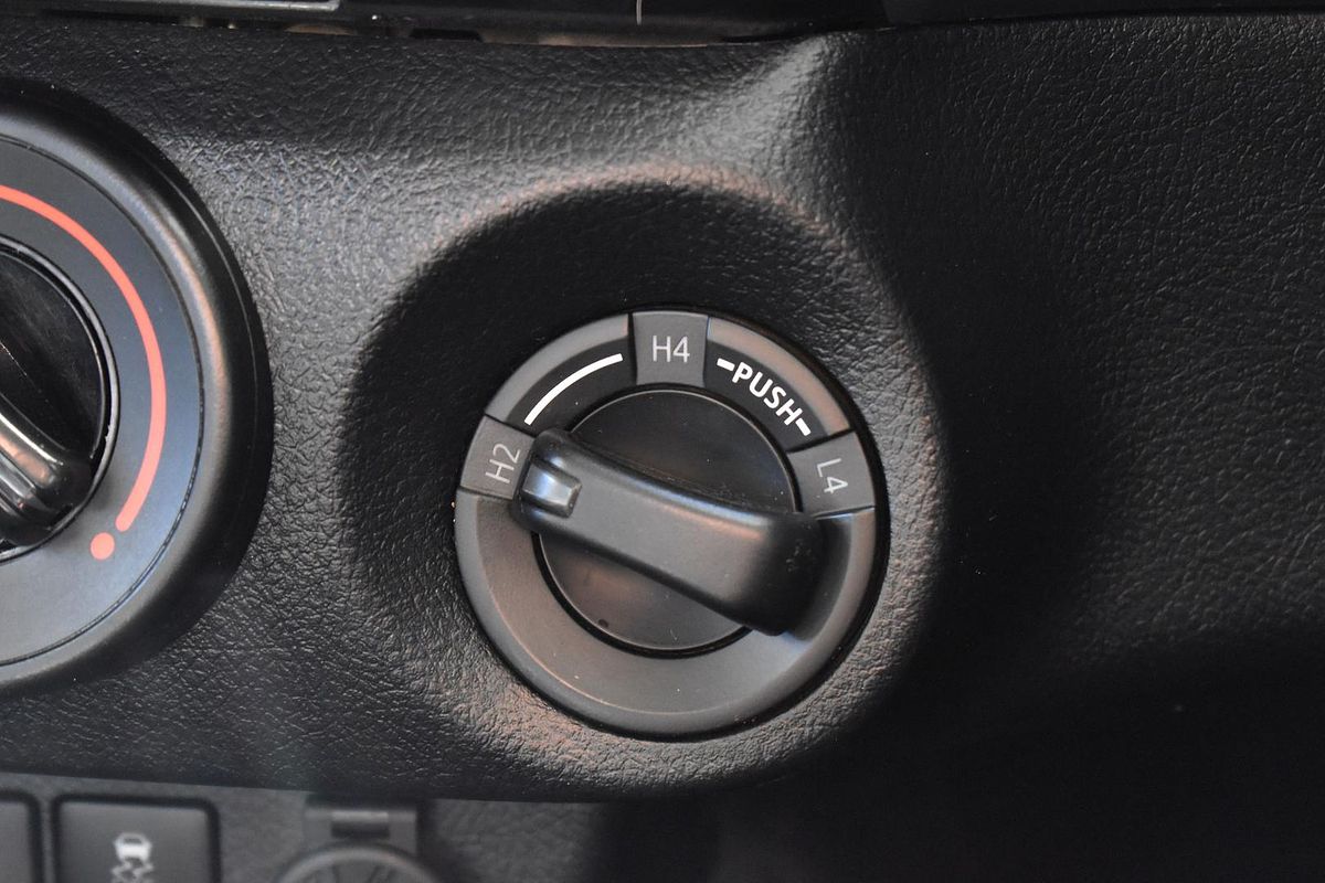 2021 Toyota Hilux SR GUN126R 4X4