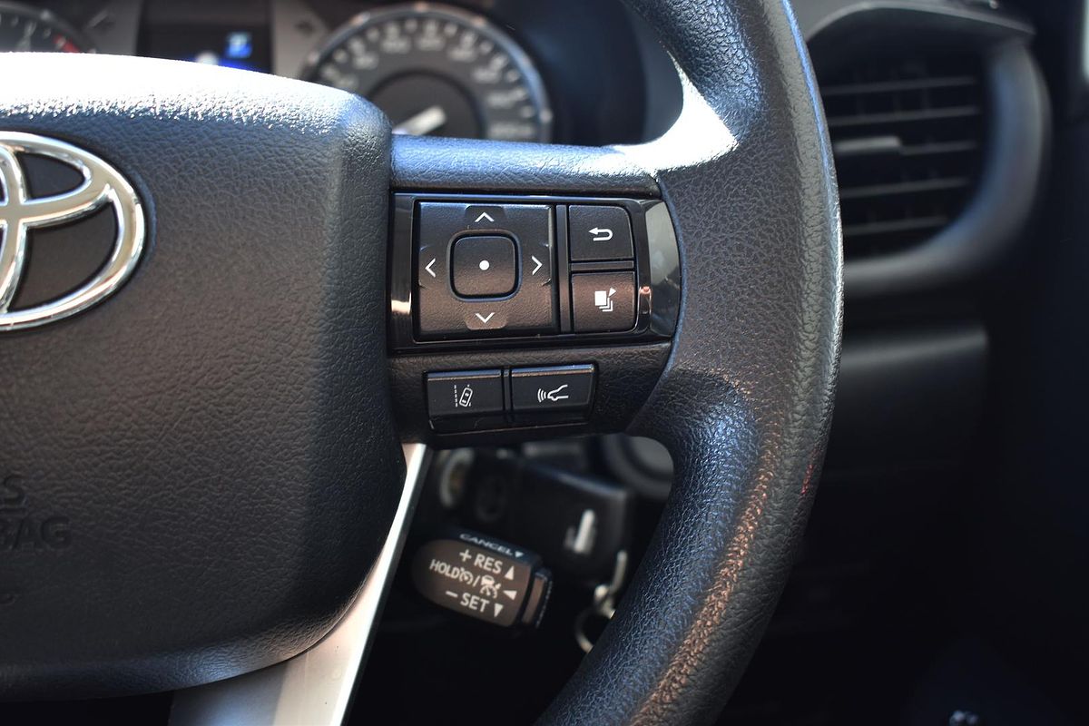 2021 Toyota Hilux SR GUN126R 4X4