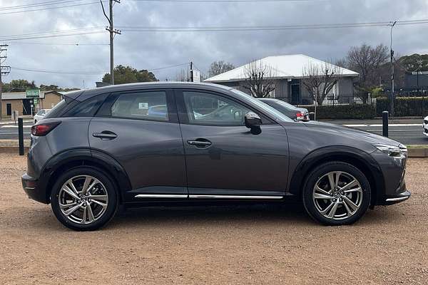 2025 Mazda CX-3 G20 Akari DK