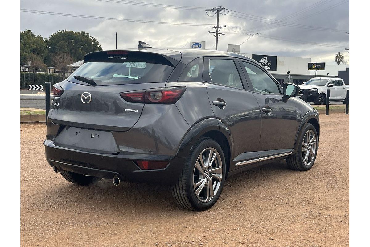 2025 Mazda CX-3 G20 Akari DK
