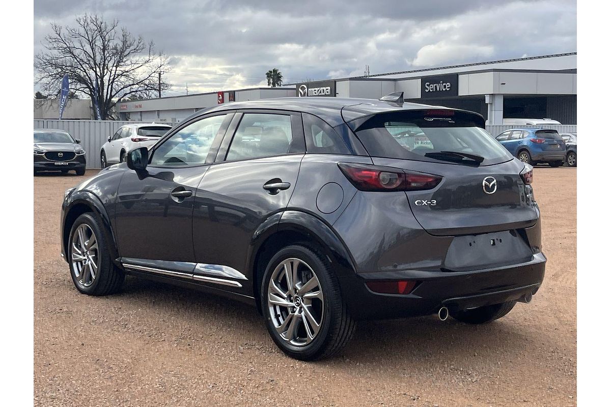 2025 Mazda CX-3 G20 Akari DK