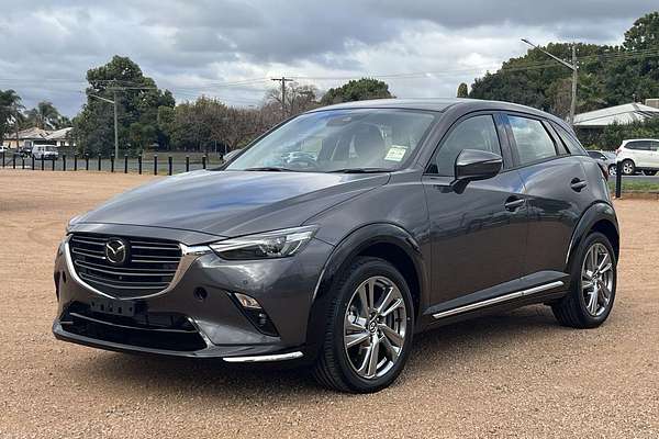 2025 Mazda CX-3 G20 Akari DK