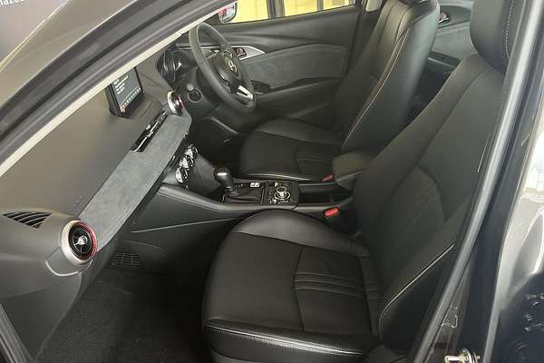 2025 Mazda CX-3 G20 Akari DK