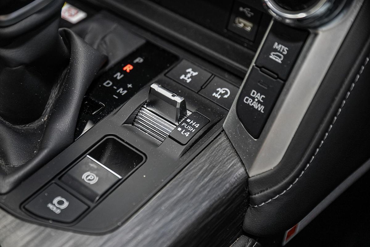 2024 Toyota Landcruiser GR Sport FJA300R