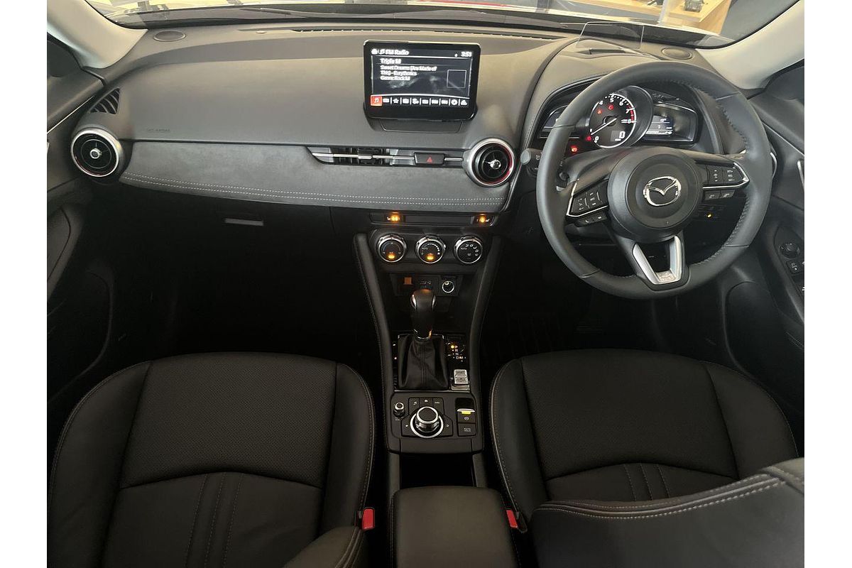2025 Mazda CX-3 G20 Akari DK