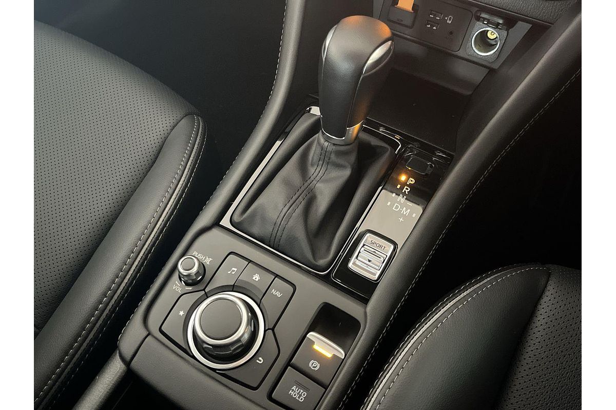 2025 Mazda CX-3 G20 Akari DK