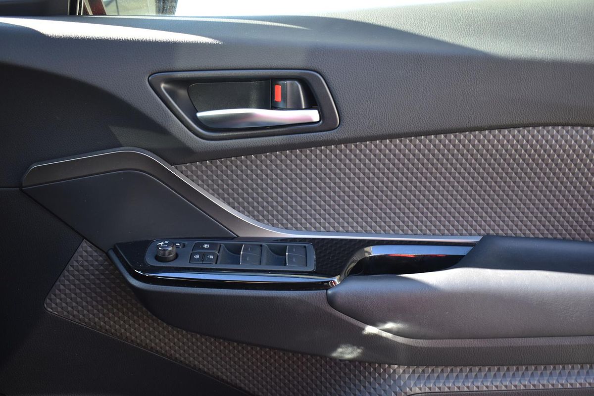2020 Toyota C-HR Koba ZYX10R