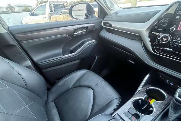 2022 Toyota Kluger Grande AXUH78R