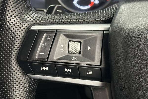 2023 Mitsubishi Outlander LS ZM