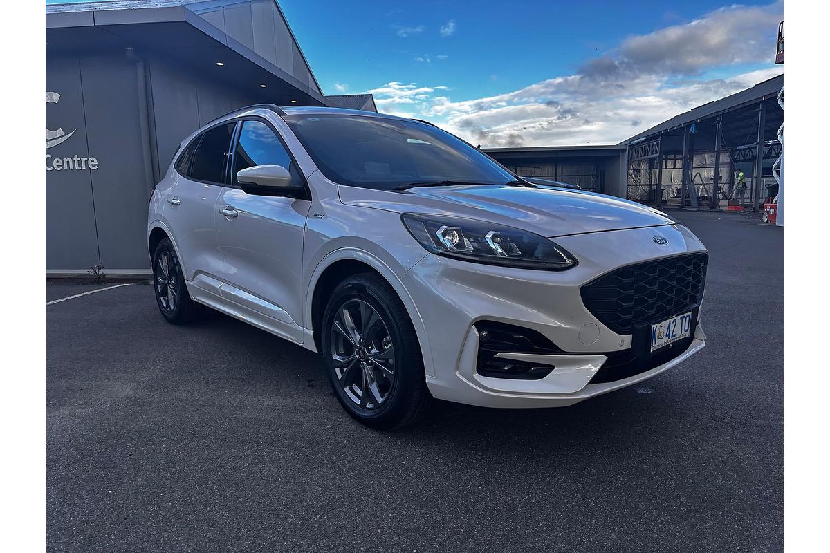2022 Ford Escape ST-Line ZH