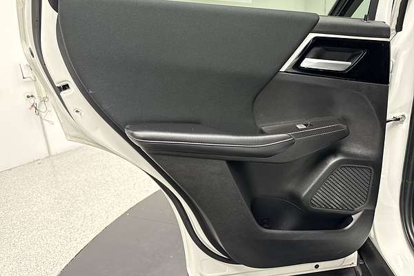2023 Mitsubishi Outlander LS ZM