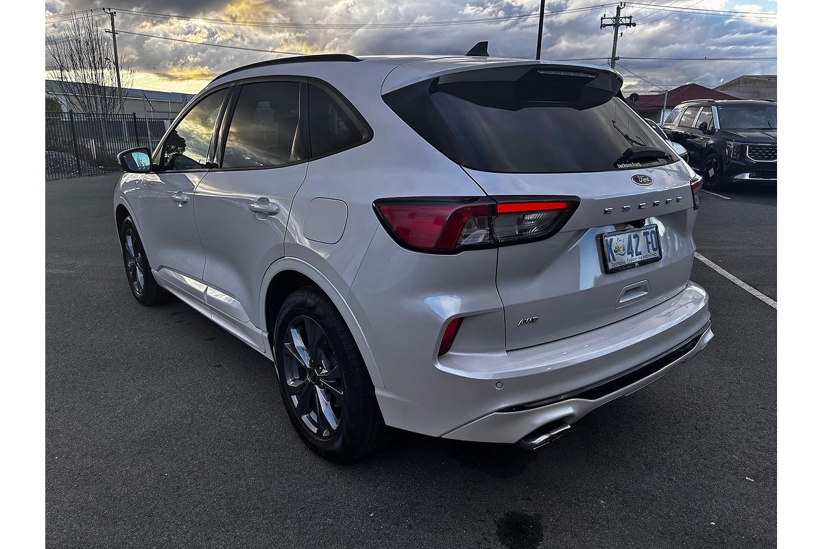2022 Ford Escape ST-Line ZH