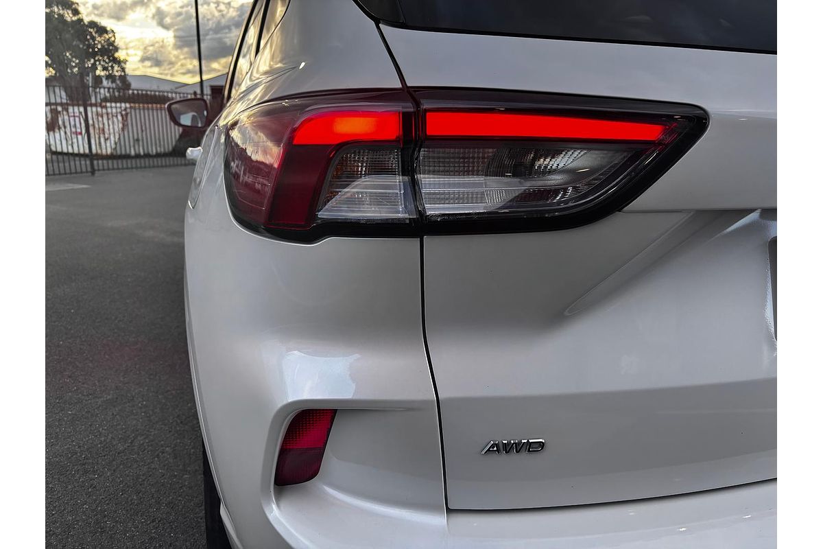 2022 Ford Escape ST-Line ZH