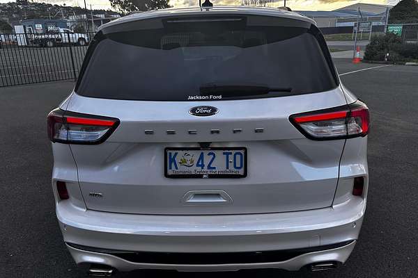 2022 Ford Escape ST-Line ZH