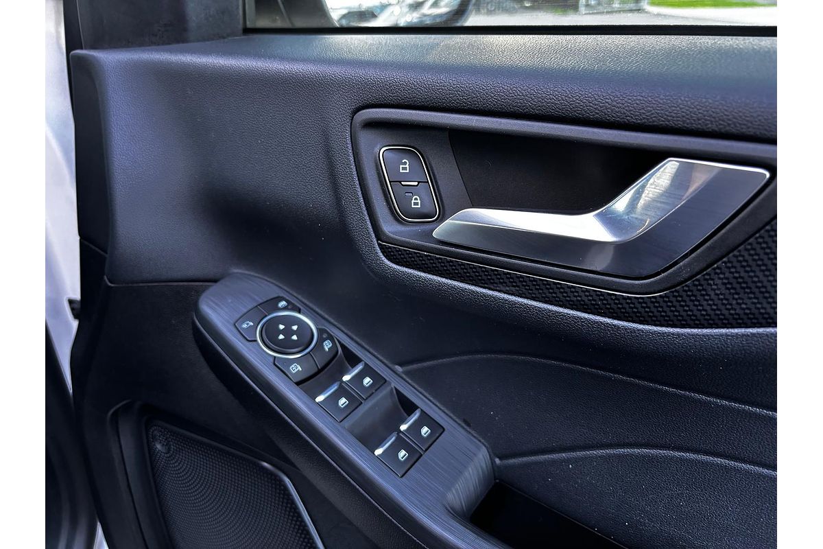 2022 Ford Escape ST-Line ZH