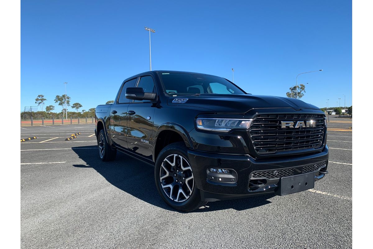 2025 RAM 1500 Laramie Sport Hurricane SO RamBox DT 4X4 SWB