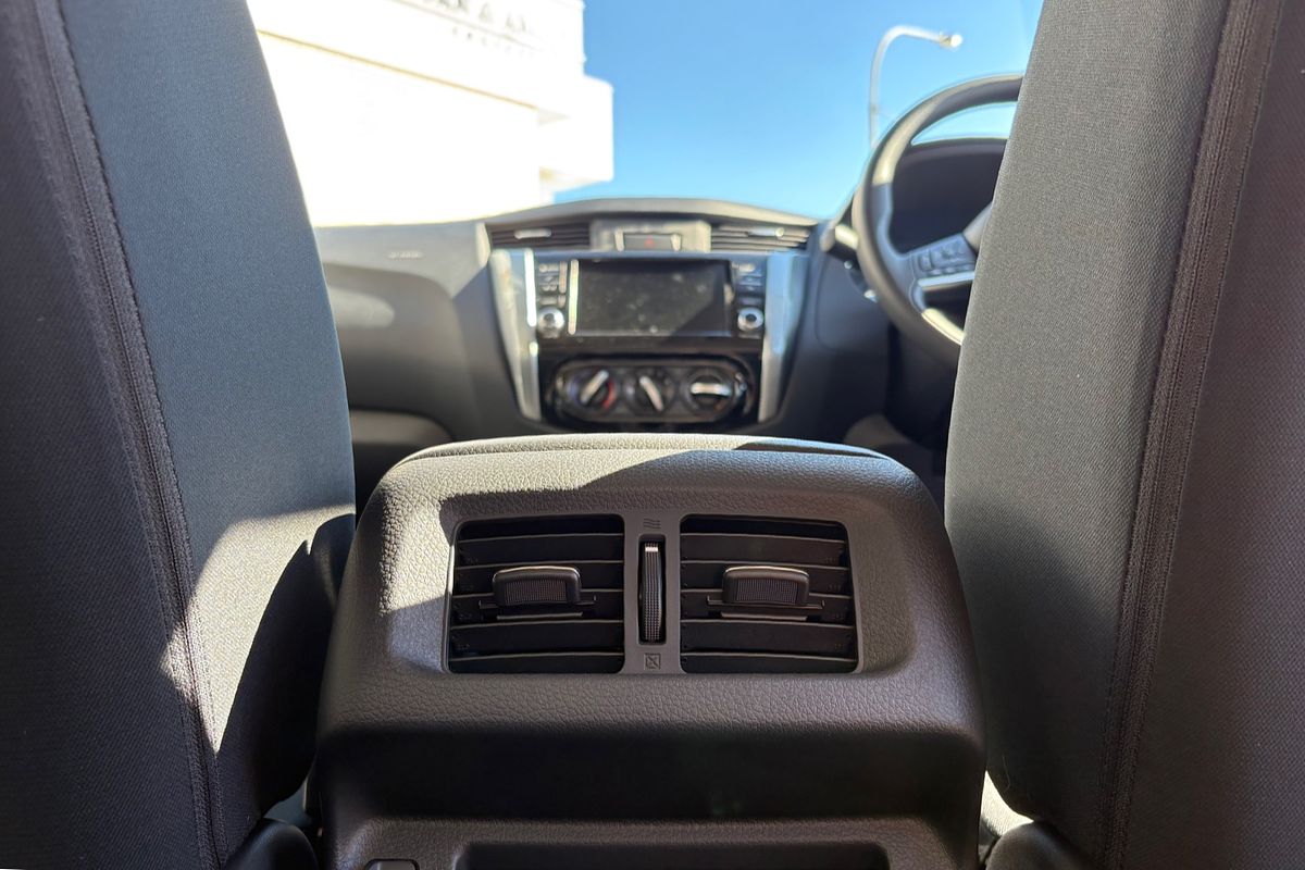 2024 Nissan Navara SL D23 4X4