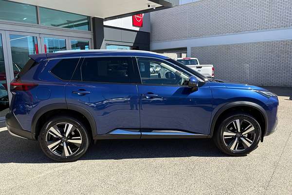 2025 Nissan X-TRAIL Ti T33