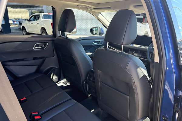 2025 Nissan X-TRAIL Ti T33