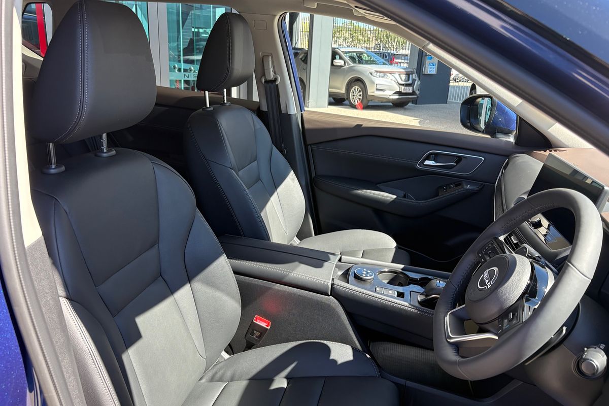 2025 Nissan X-TRAIL Ti T33