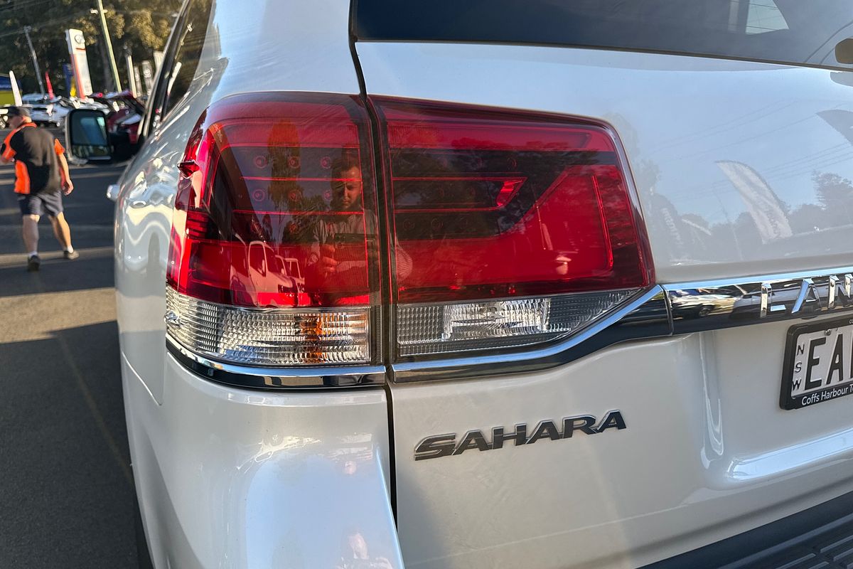 2019 Toyota Landcruiser Sahara VDJ200R