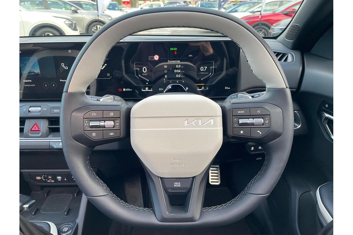 2025 Kia K4 GT-Line CL4m