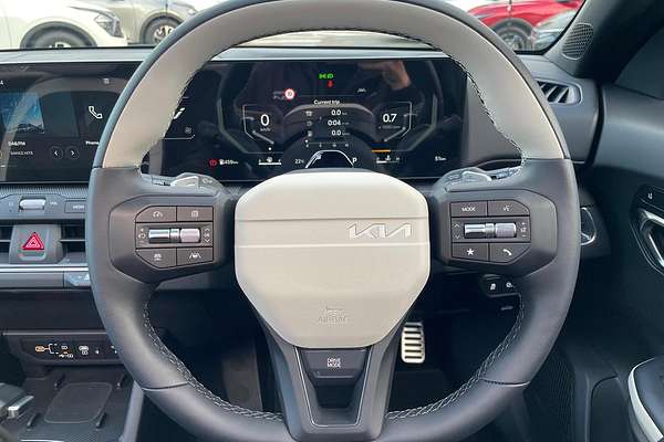 2025 Kia K4 GT-Line CL4m