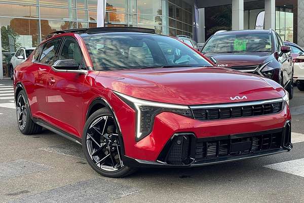 2025 Kia K4 GT-Line CL4m