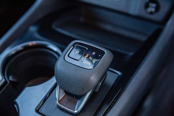 2025 Nissan X-TRAIL ST T33