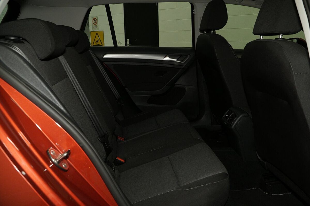 2015 Volkswagen Golf 92TSI Trendline 7