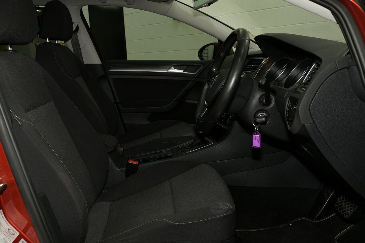 2015 Volkswagen Golf 92TSI Trendline 7