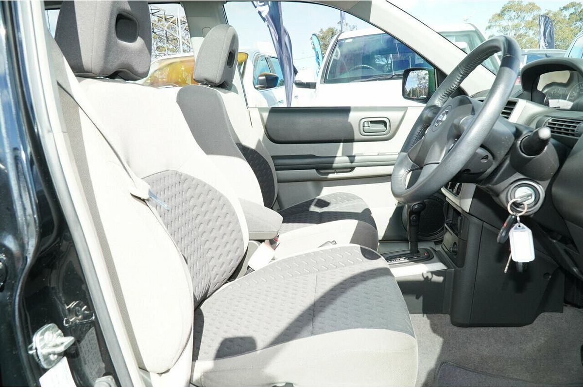 2006 Nissan X-TRAIL ST-S 40th Anniversary T30 II