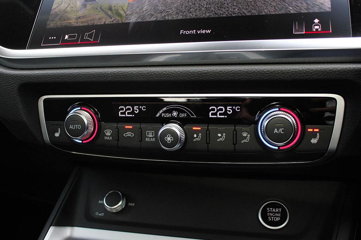 2024 Audi Q3 35 TFSI Dynamic Black F3