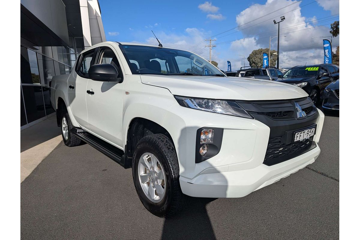 2023 Mitsubishi Triton GLX+ MR 4X4