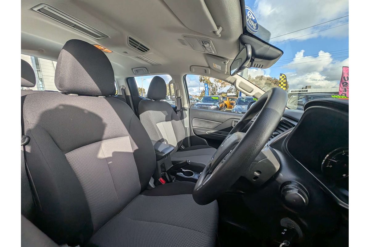 2023 Mitsubishi Triton GLX+ MR 4X4