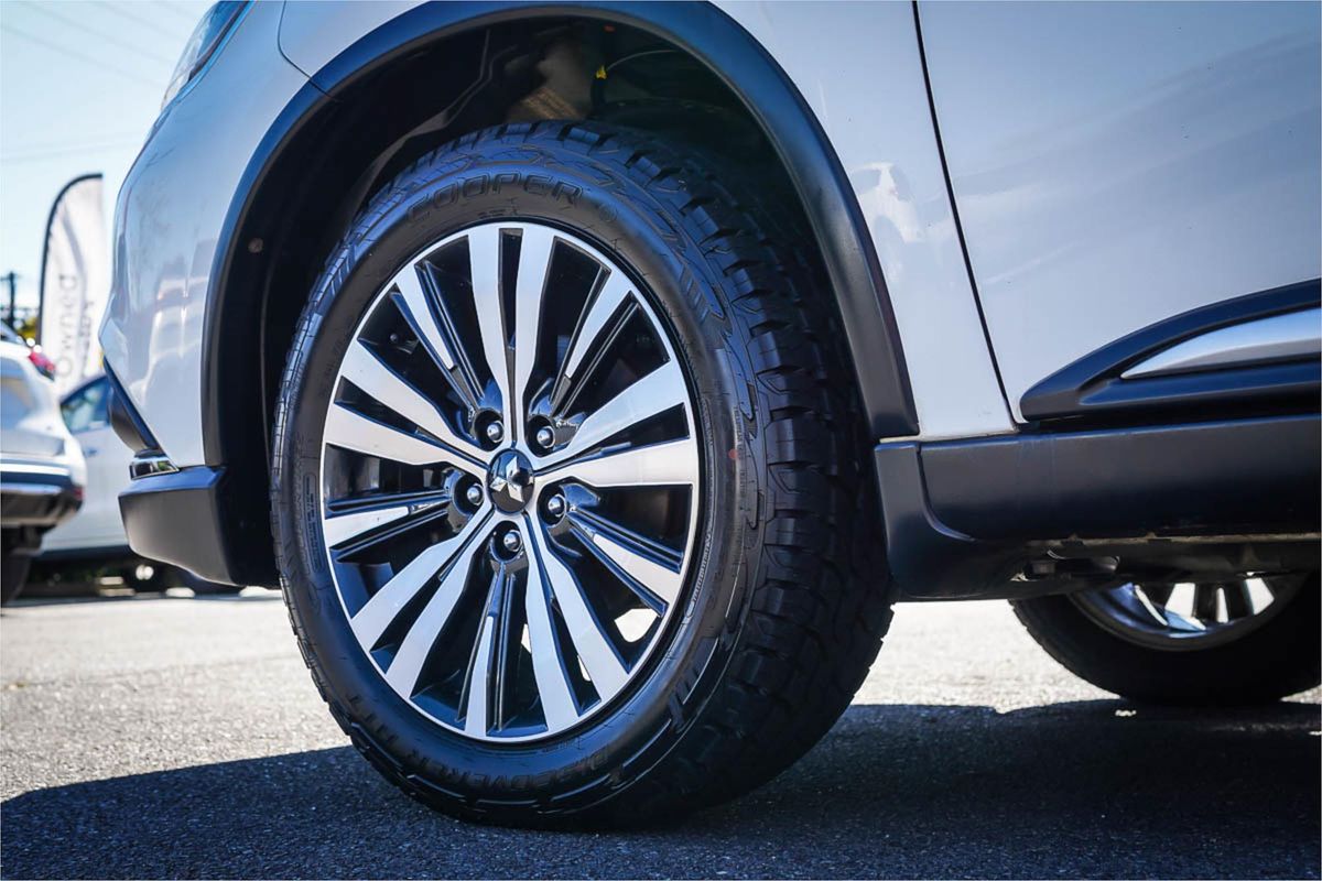 2018 Mitsubishi Outlander ES ADAS ZL