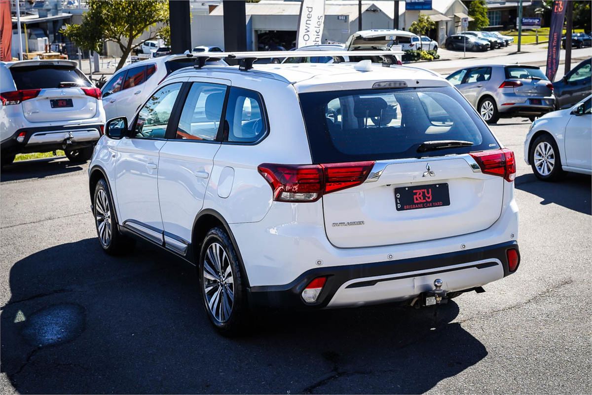 2018 Mitsubishi Outlander ES ADAS ZL